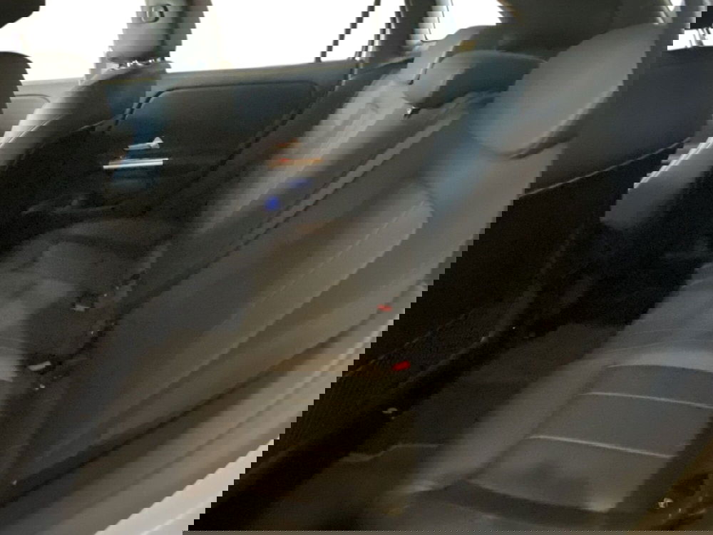 Mercedes-Benz GLA SUV usata a Napoli (14)