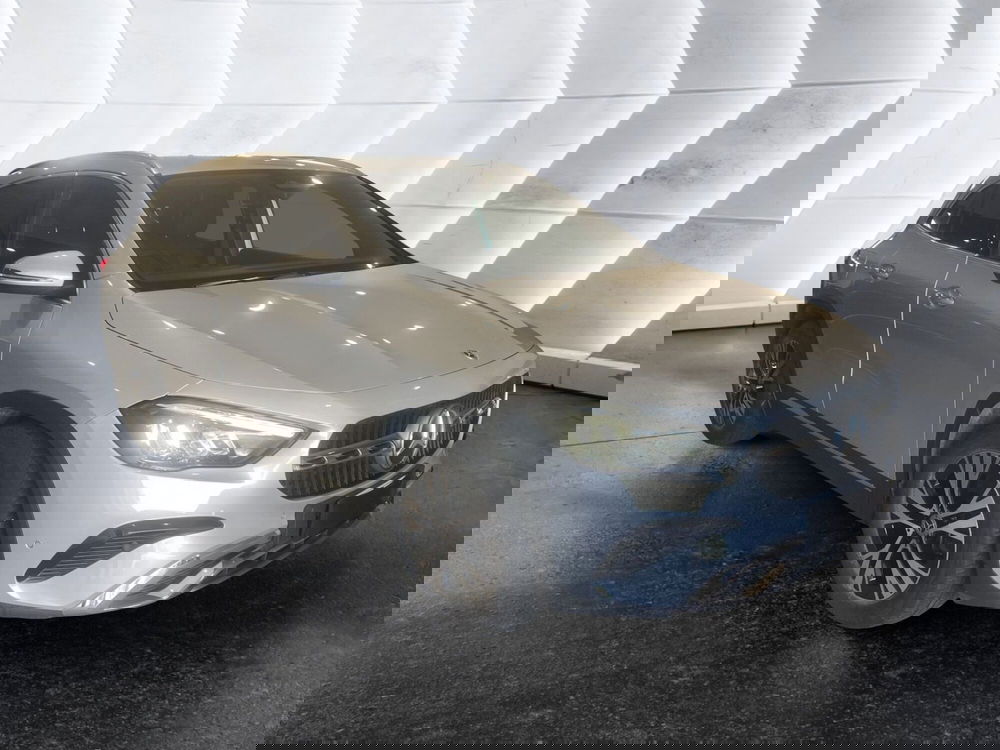 Mercedes-Benz GLA SUV usata a Napoli (3)