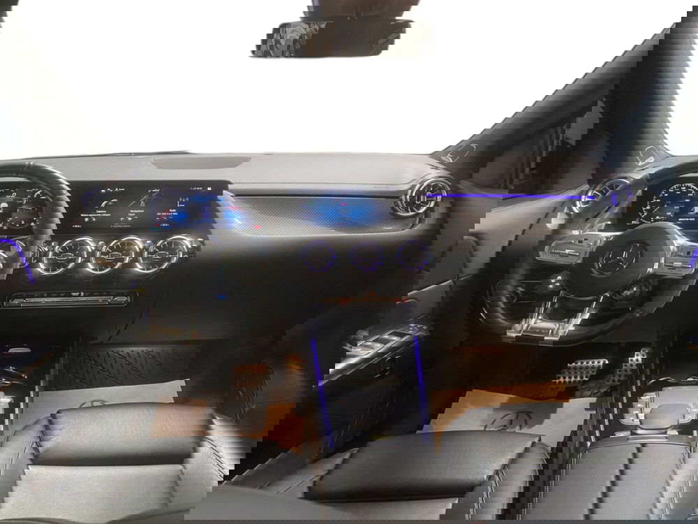 Mercedes-Benz GLA SUV usata a Napoli (13)