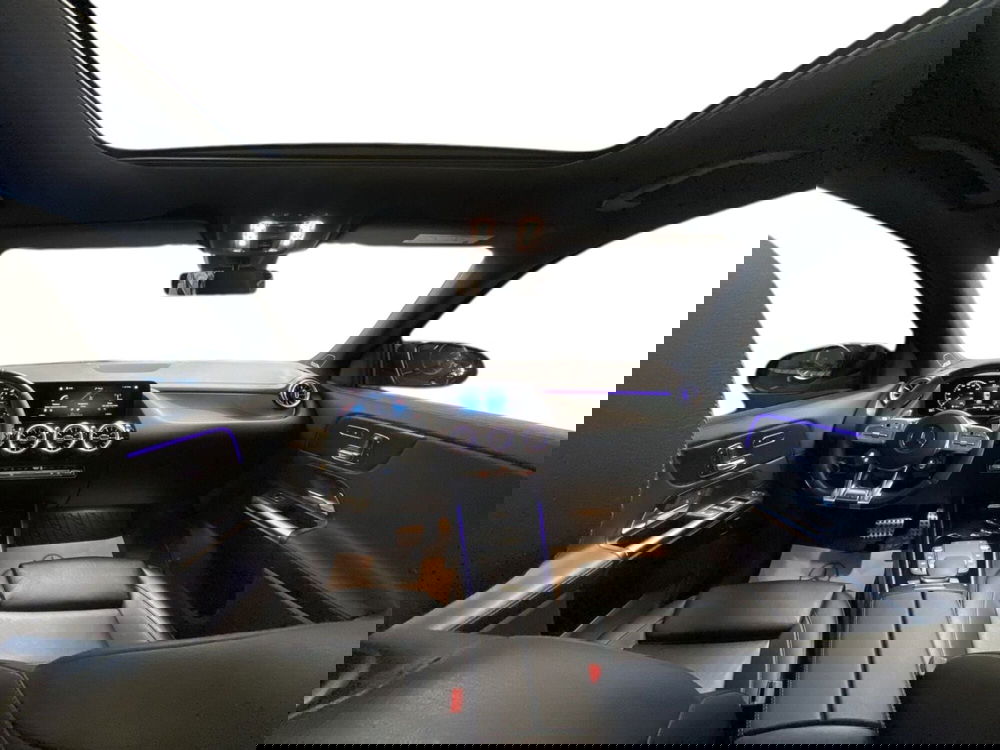 Mercedes-Benz GLA SUV usata a Napoli (14)