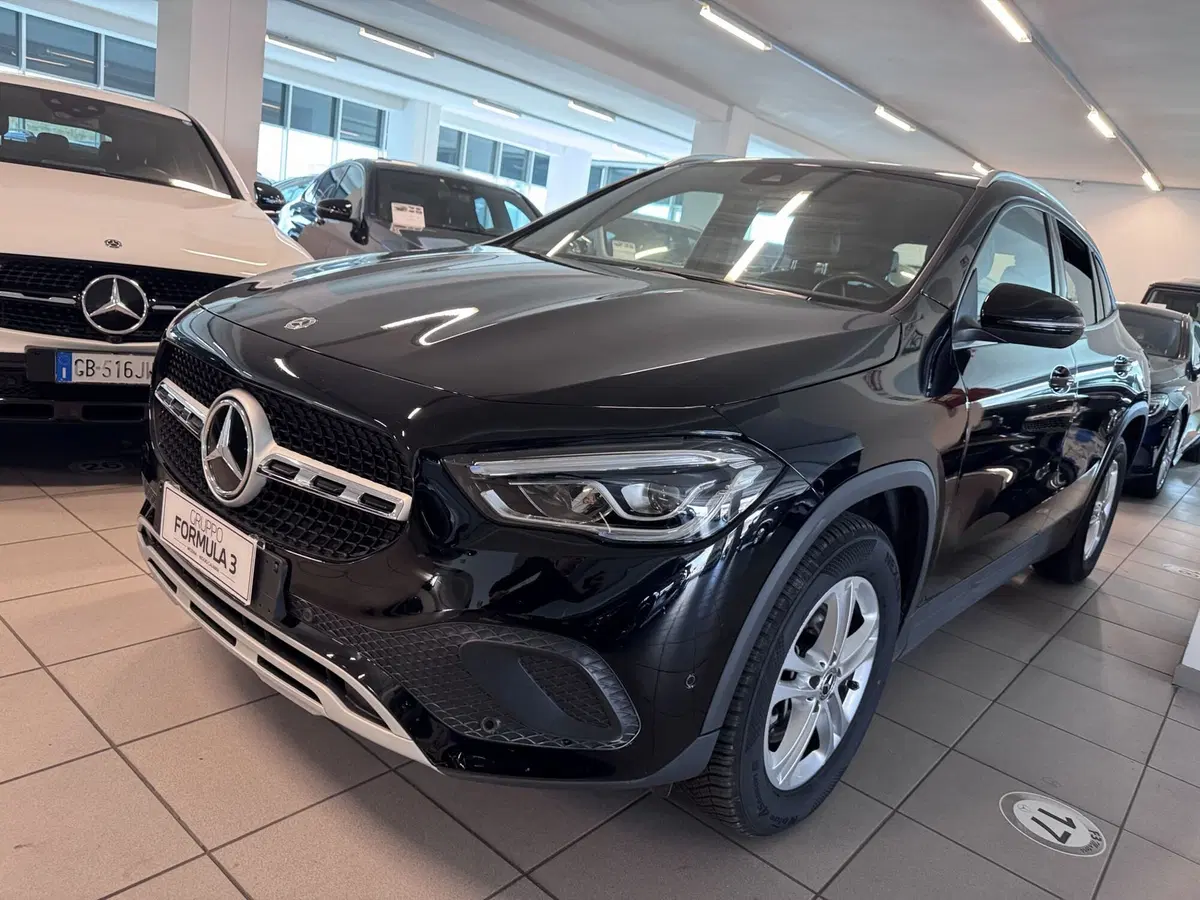 Mercedes-Benz GLA SUV usata a Messina
