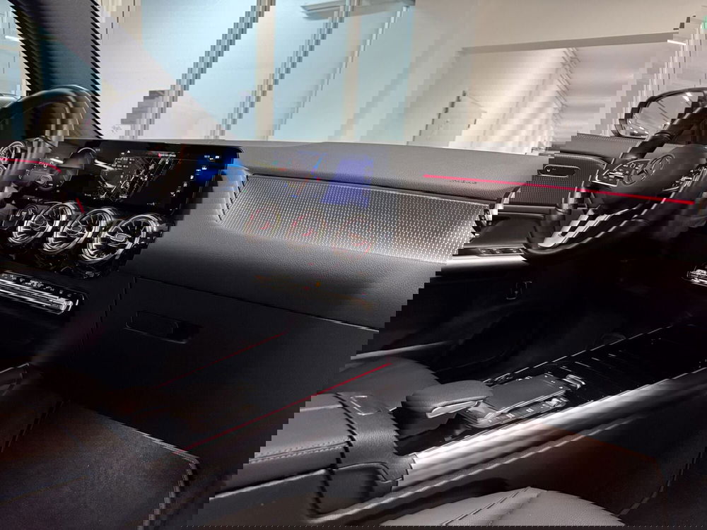 Mercedes-Benz EQA usata a Messina (9)