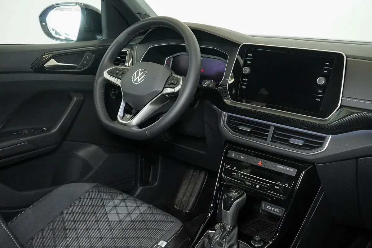 Volkswagen T-Cross usata a Perugia (12)