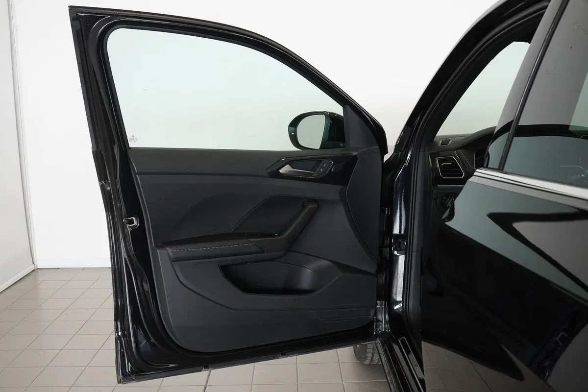 Volkswagen T-Cross usata a Perugia (13)