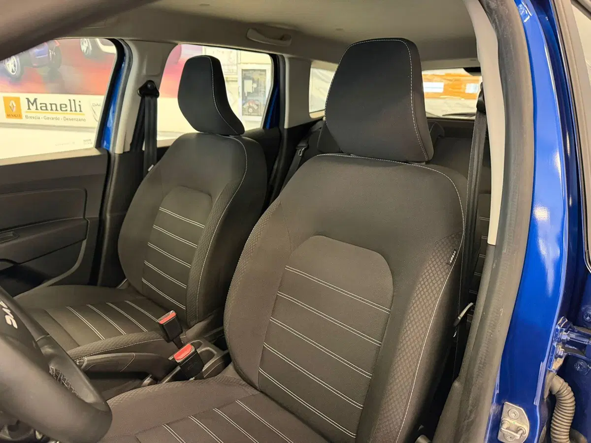 Dacia Duster usata a Brescia (15)