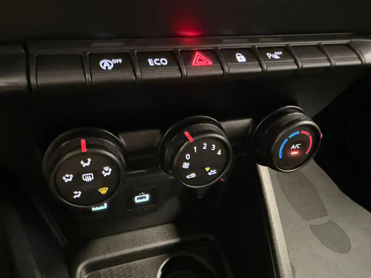 Dacia Duster usata a Brescia (17)