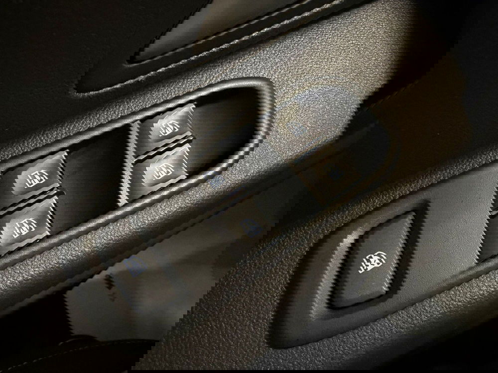 Dacia Duster usata a Brescia (18)