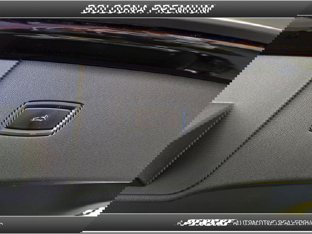 Porsche Cayenne usata a Bologna (12)