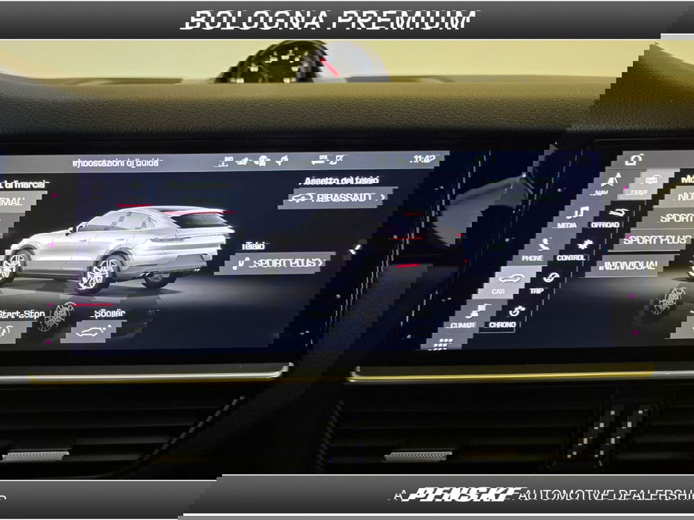 Porsche Cayenne usata a Bologna (16)