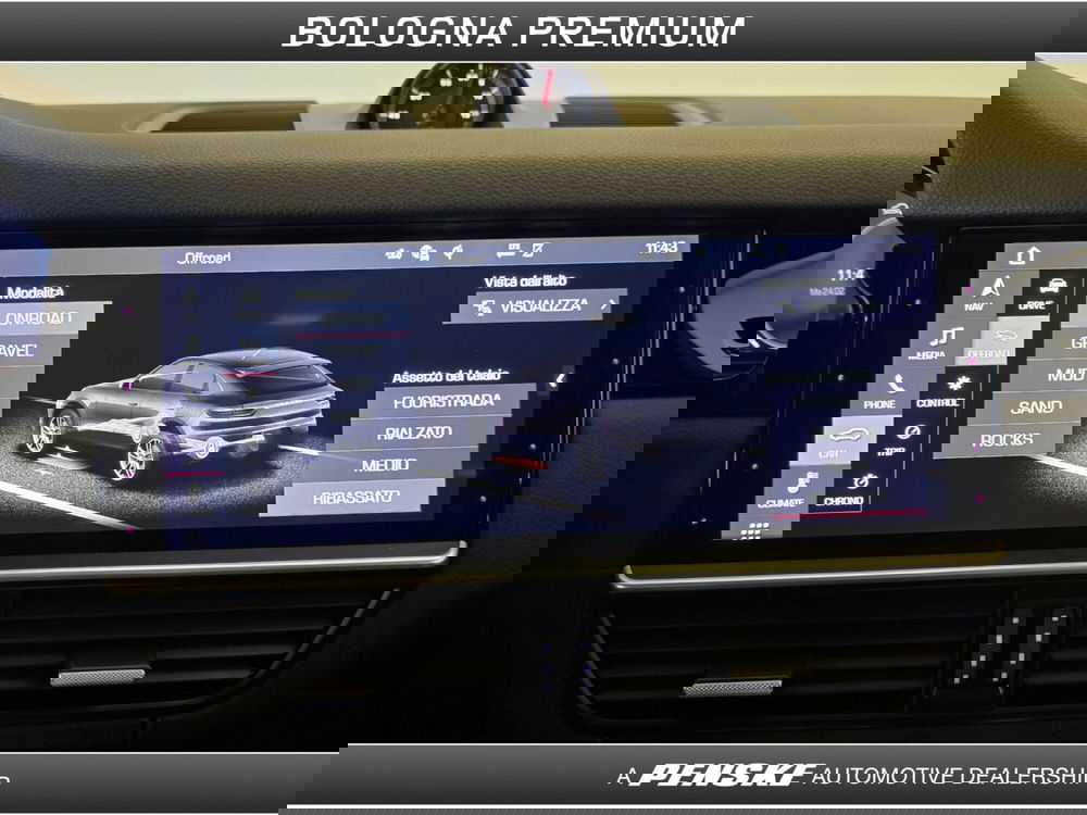 Porsche Cayenne usata a Bologna (17)