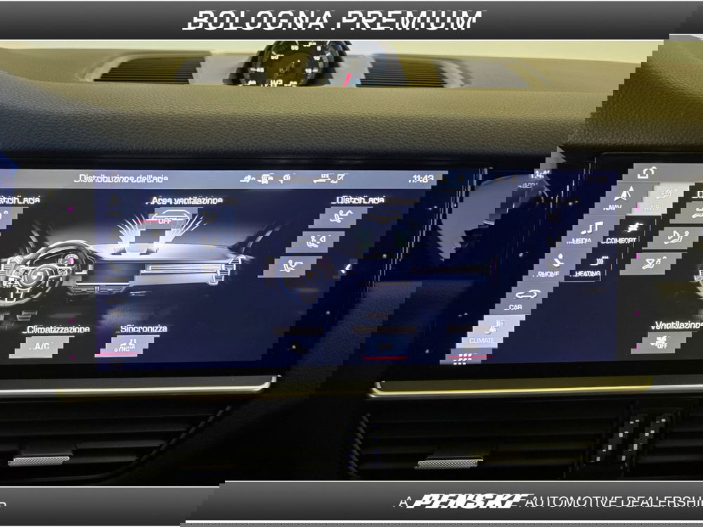 Porsche Cayenne usata a Bologna (18)