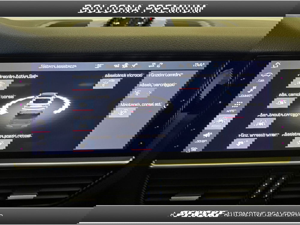 Porsche Cayenne usata a Bologna (19)