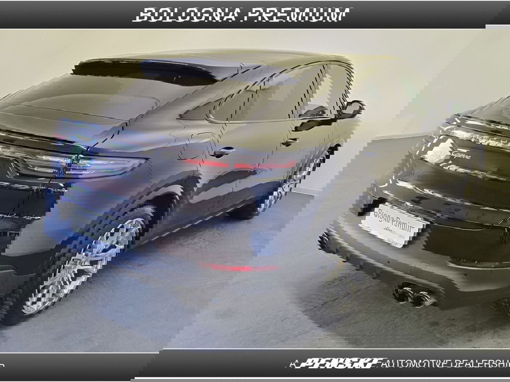 Porsche Cayenne usata a Bologna (2)