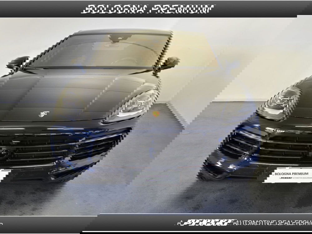 Porsche Cayenne usata a Bologna (8)