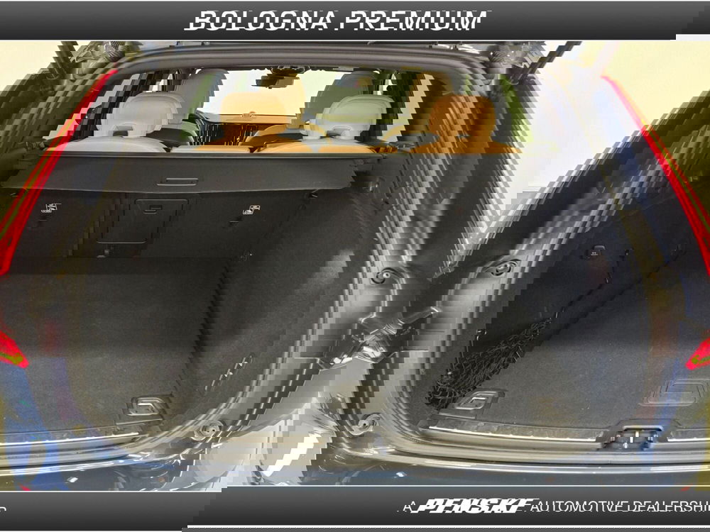 Volvo XC60 usata a Bologna (10)