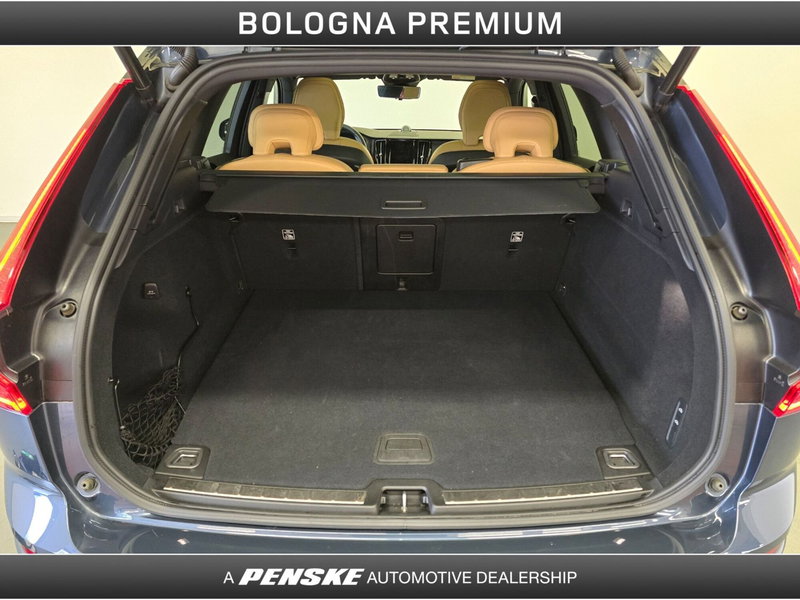 Volvo XC60 usata a Bologna (10)