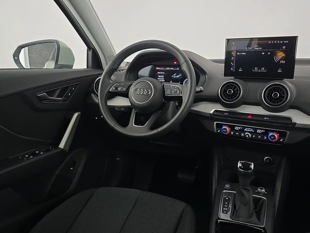 Audi Q2 usata a Alessandria (11)