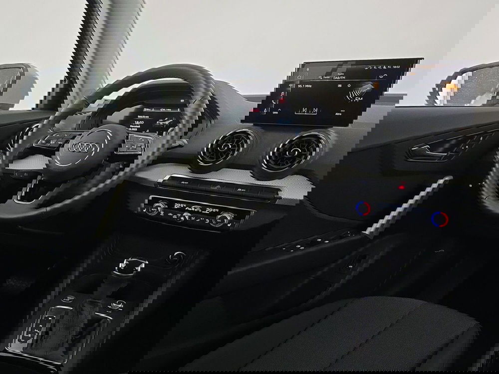 Audi Q2 usata a Alessandria (11)