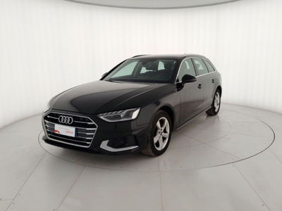 Audi A4 Avant 30 TDI Business Advanced del 2024 usata a Massa