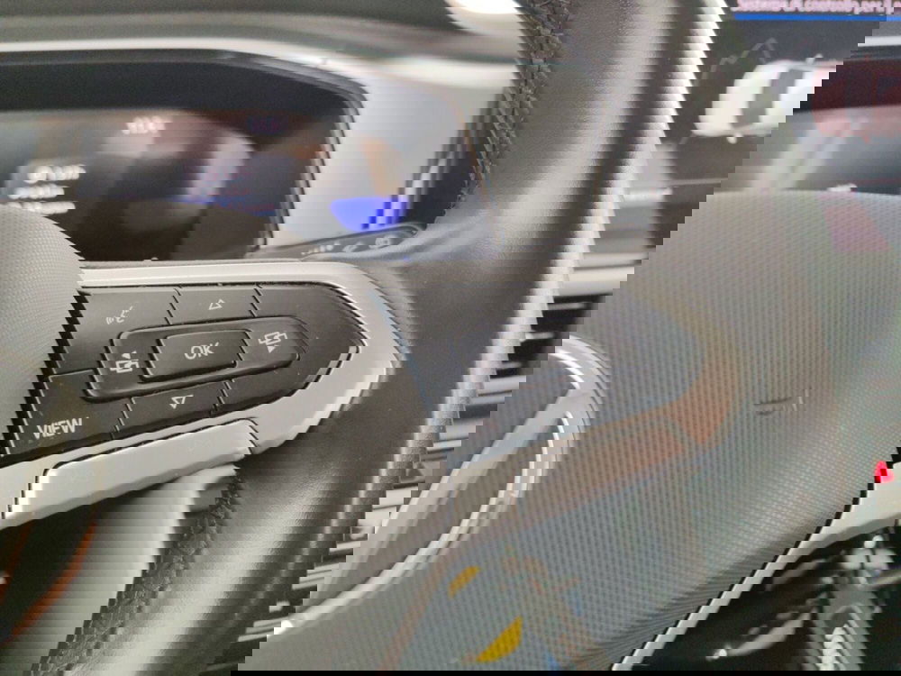 Volkswagen T-Roc usata a Massa-Carrara (11)