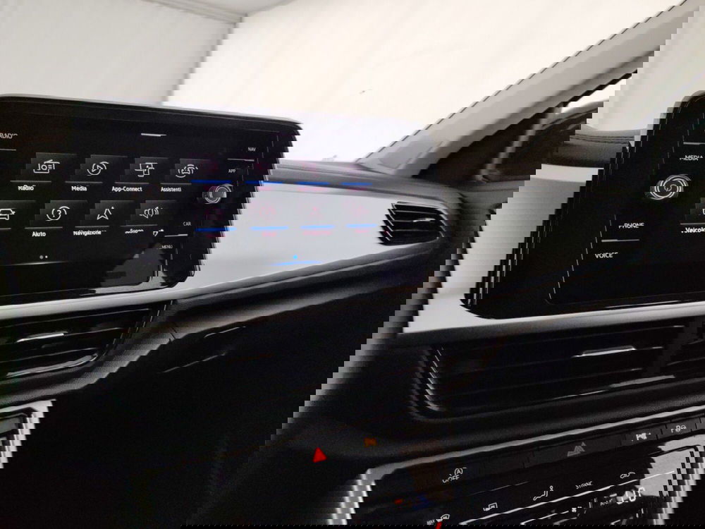 Volkswagen T-Roc usata a Massa-Carrara (14)