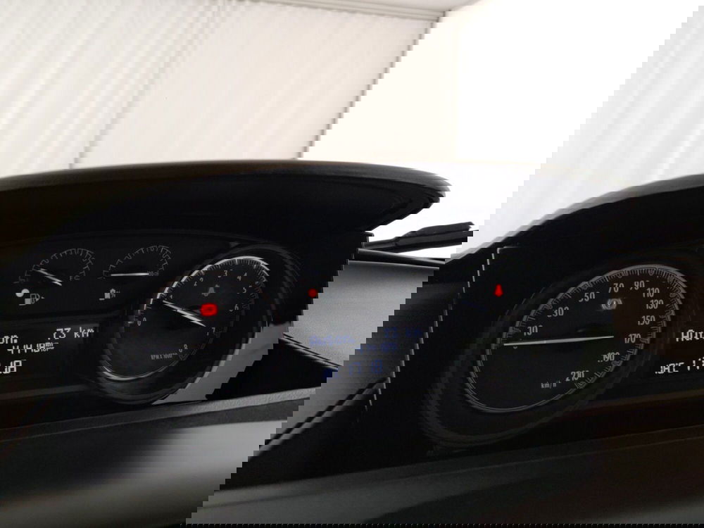 Lancia Ypsilon usata a Massa-Carrara (13)