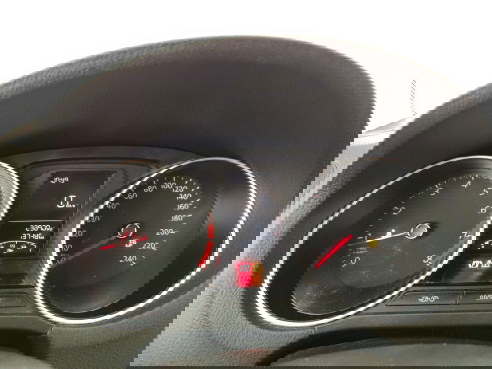 Volkswagen Polo usata a Massa-Carrara (13)