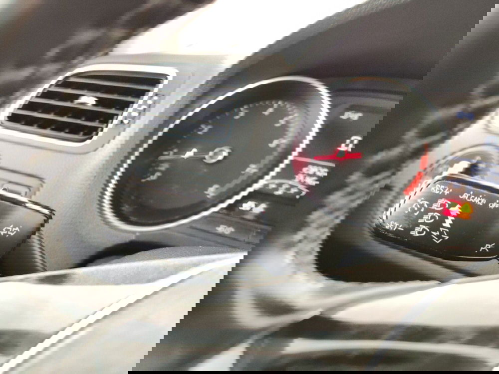 Volkswagen Polo usata a Massa-Carrara (14)