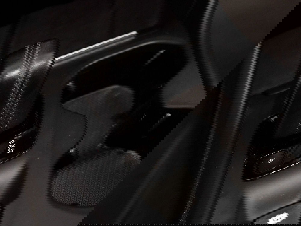 Volvo XC40 usata a Prato (14)