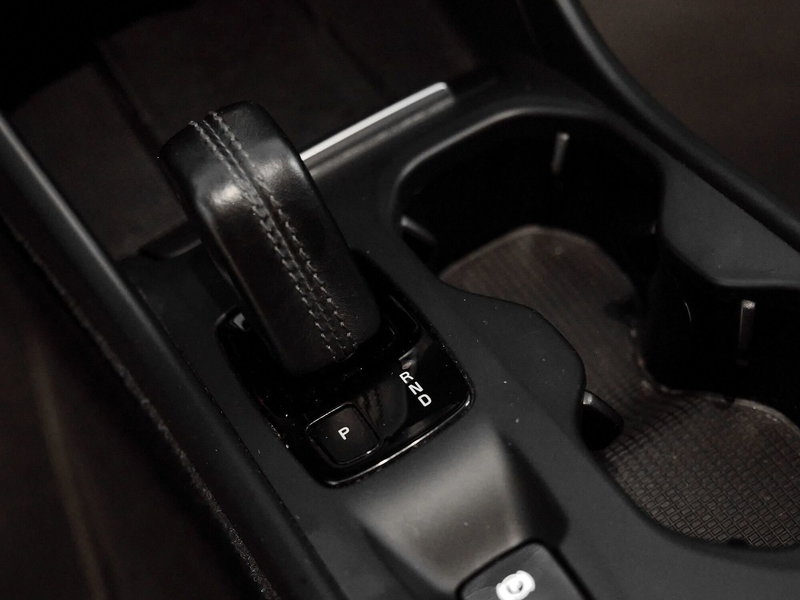 Volvo XC40 usata a Prato (14)