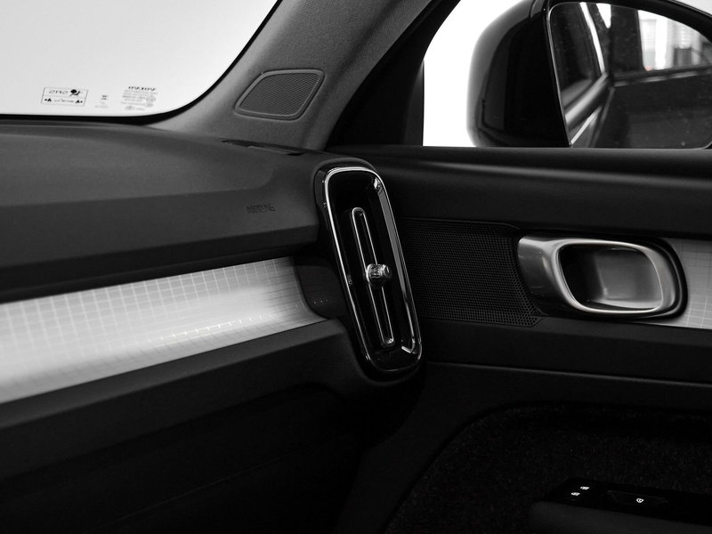 Volvo XC40 usata a Prato (15)