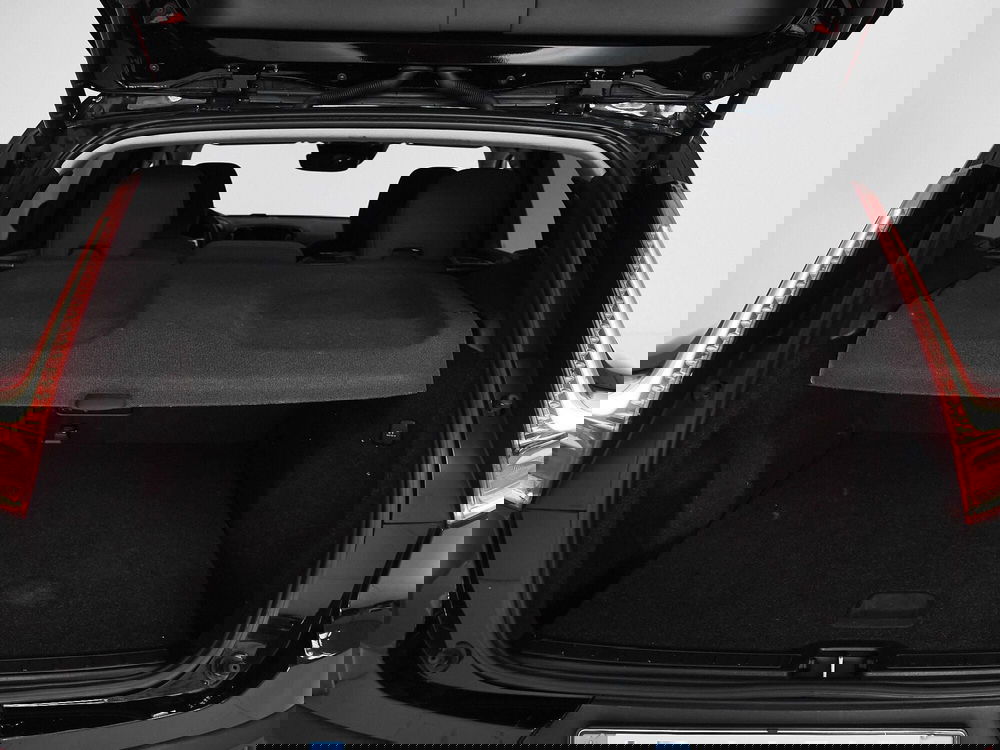 Volvo XC40 usata a Prato (6)