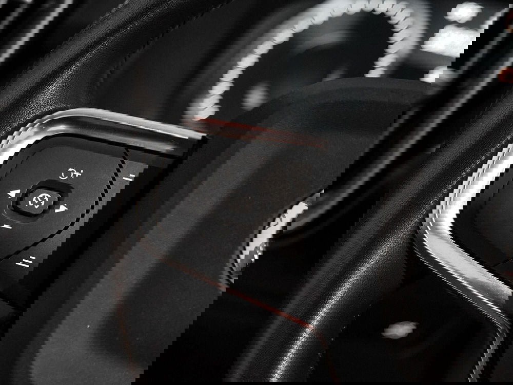 Volvo XC40 usata a Prato (8)