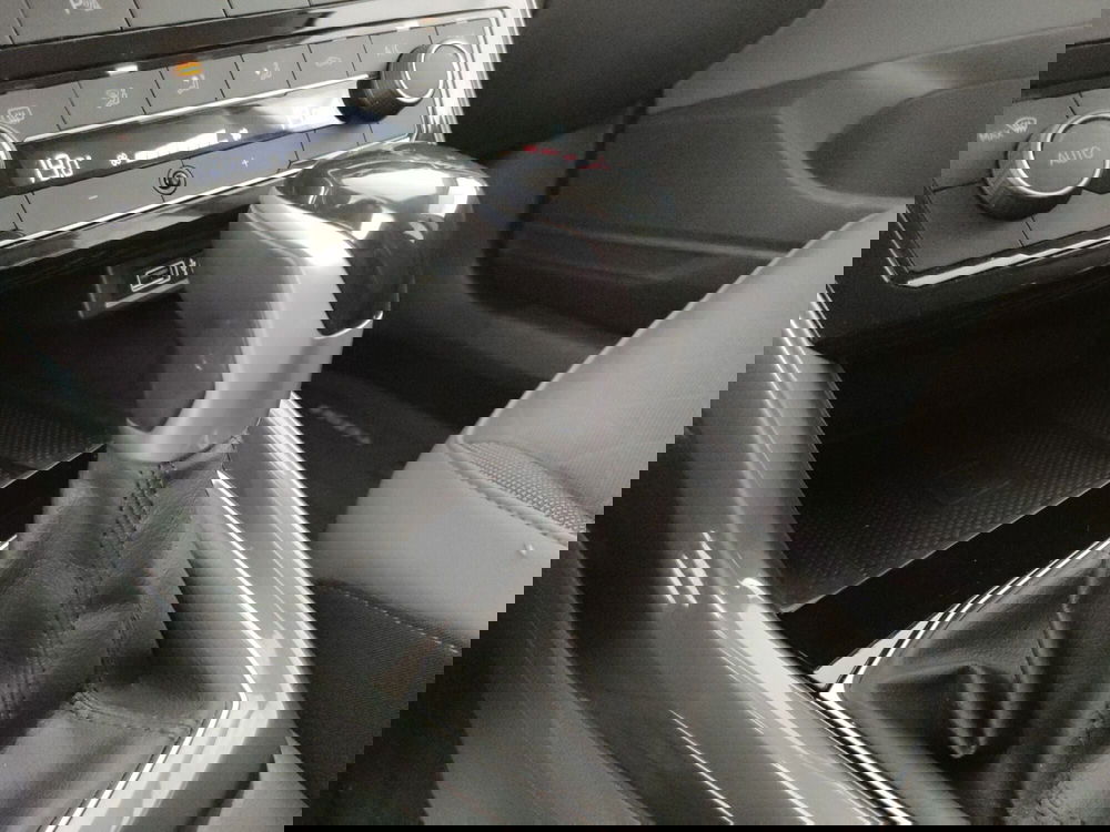 Volkswagen T-Cross usata a Napoli (18)