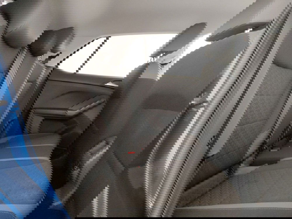 Volkswagen T-Cross usata a Napoli (9)