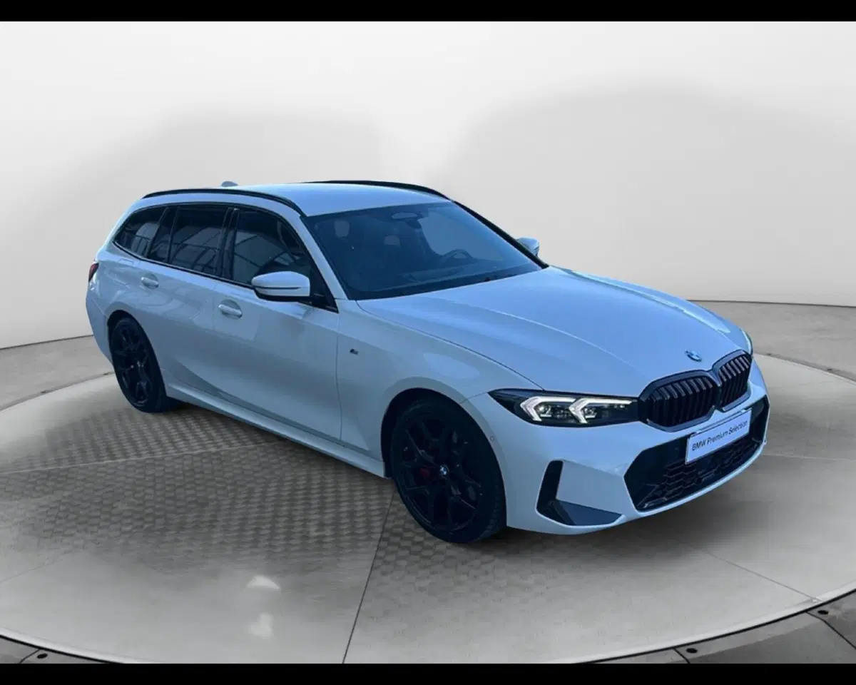 BMW Serie 3 Touring usata a Napoli (4)