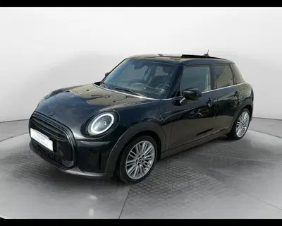 MINI Mini 1.5 Cooper Business 5 porte del 2022 usata a Teverola