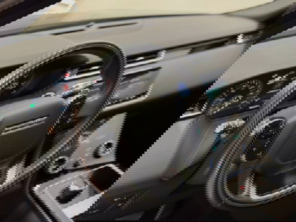 Land Rover Range Rover Velar usata a Savona (12)