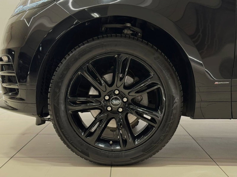 Land Rover Range Rover Velar usata a Savona (9)