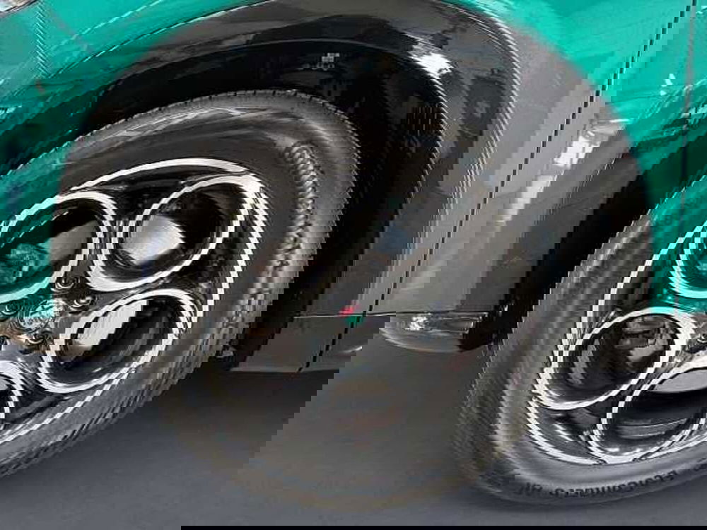 Alfa Romeo Tonale usata a Milano (9)