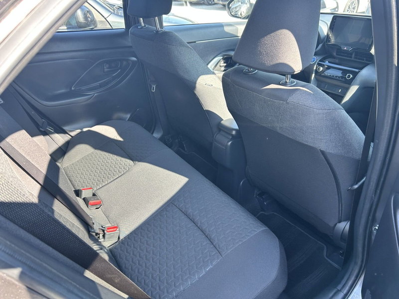 Toyota Yaris Cross usata a Bergamo (8)