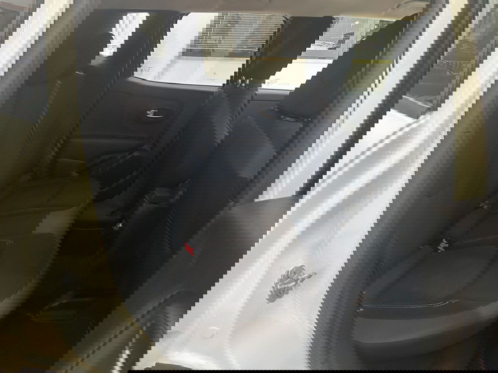 Jeep Renegade usata a Bari (13)