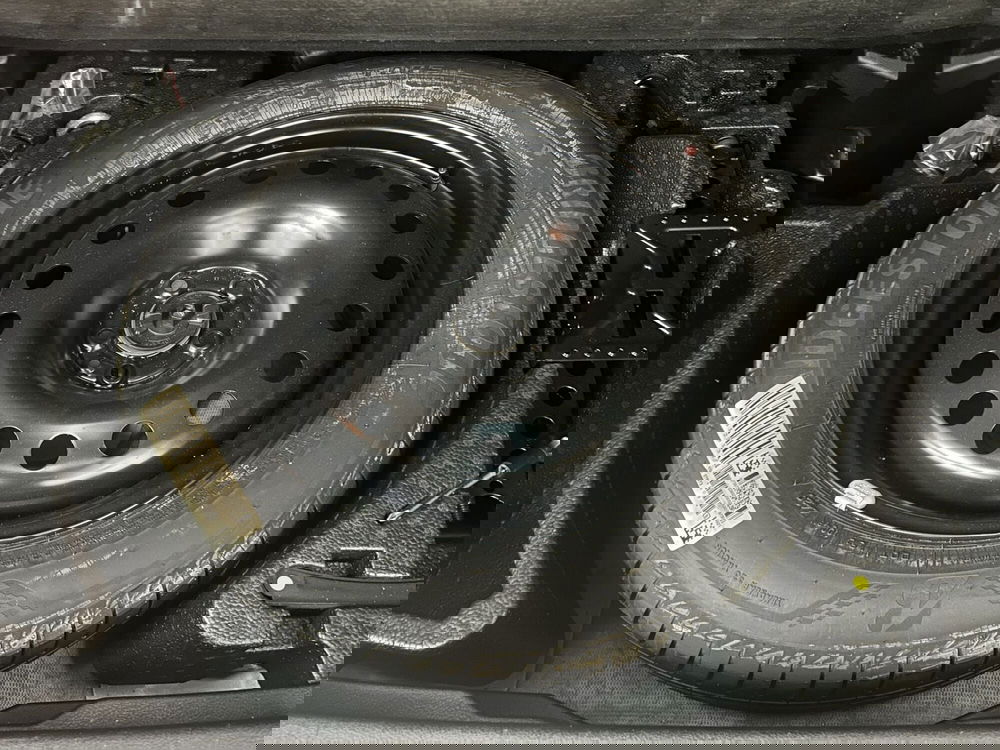 Jeep Renegade usata a Bari (16)