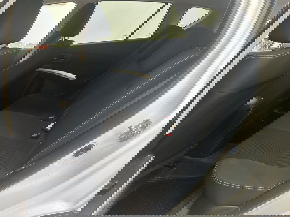 Suzuki S-Cross usata a Bari (12)