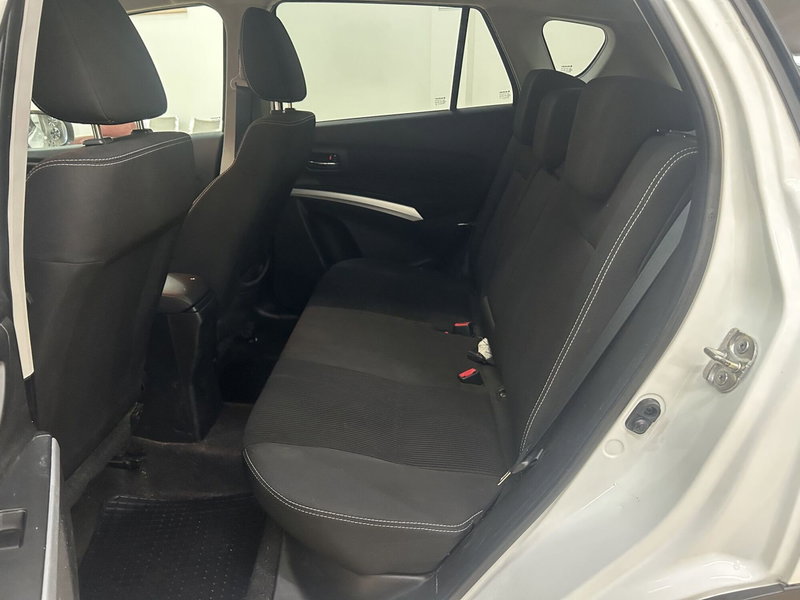 Suzuki S-Cross usata a Bari (12)