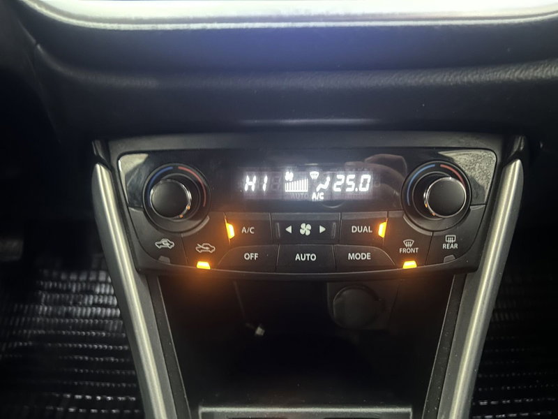 Suzuki S-Cross usata a Bari (19)