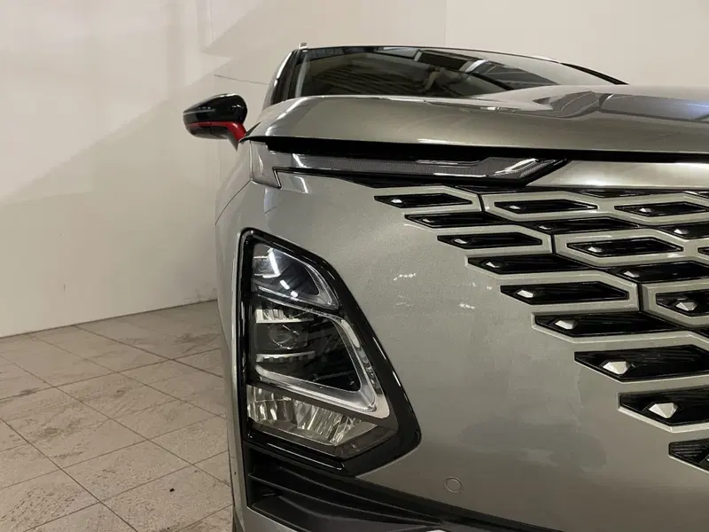 Omoda Omoda 5 2026 nuova a Monza e Brianza (15)