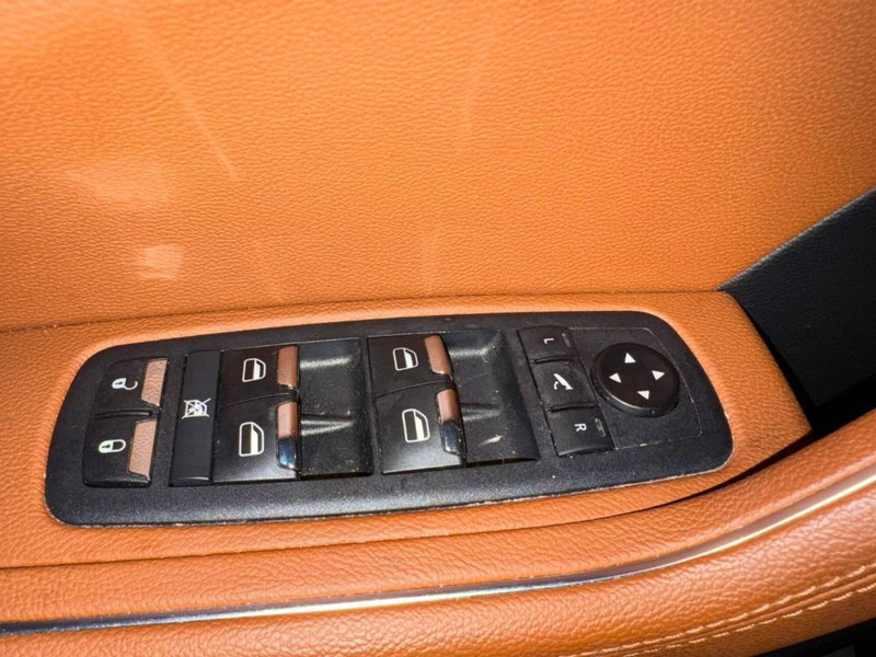 Maserati Levante usata a Salerno (13)