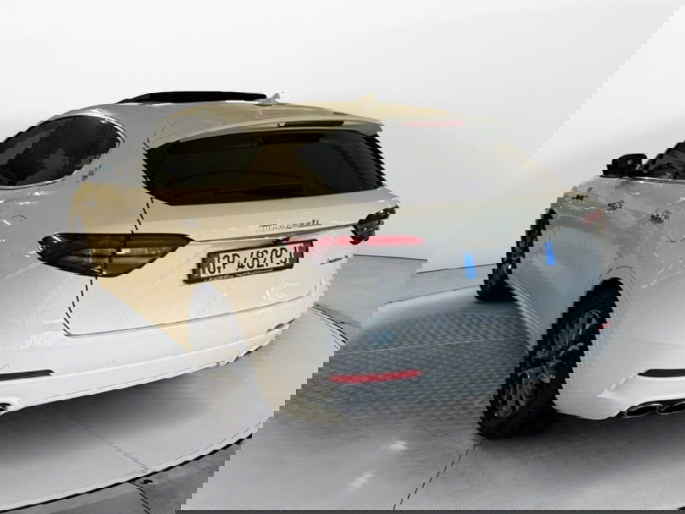 Maserati Levante usata a Salerno (4)