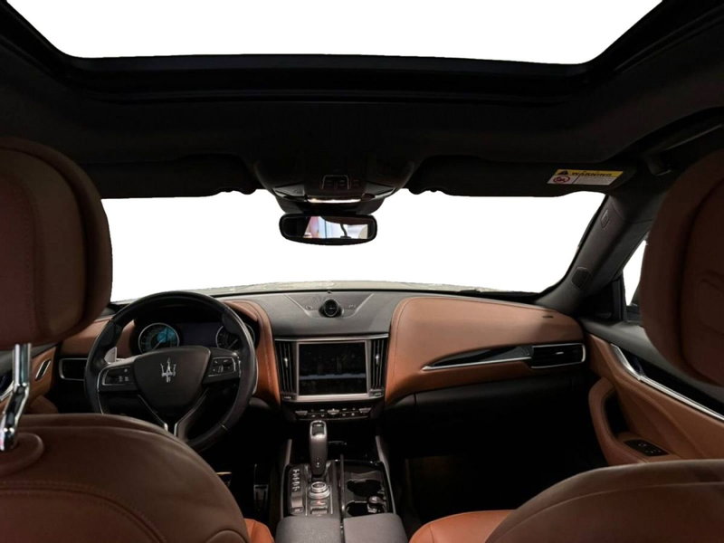 Maserati Levante usata a Salerno (5)